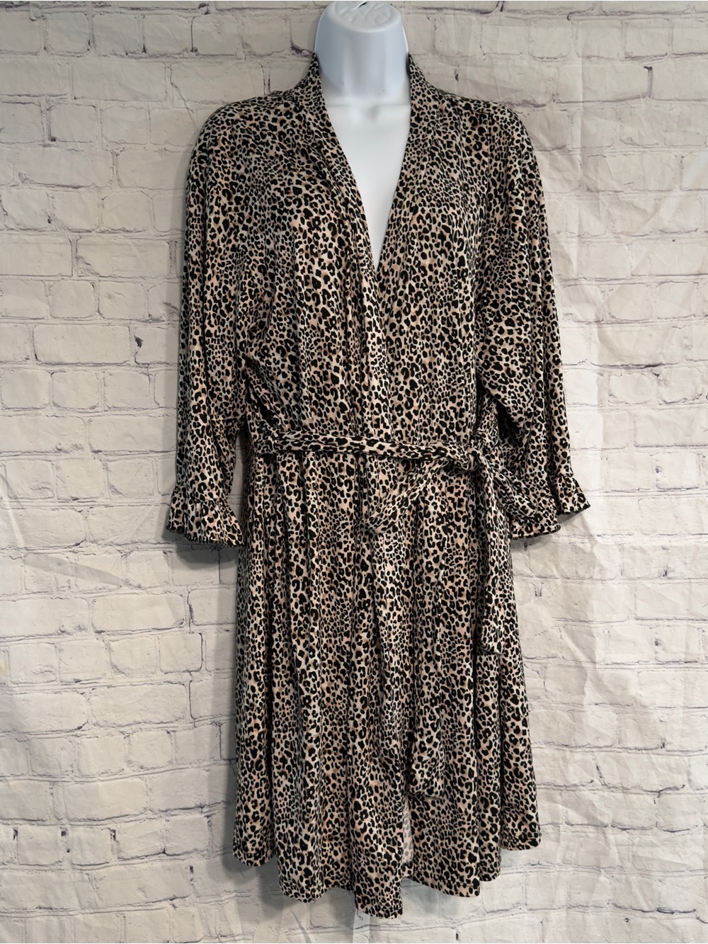 Rene Rofe Soft Leopard Print Robe in Tan, Black, Cream XL